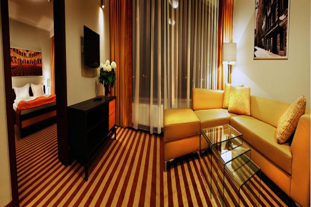 Hotel Poznanski A2 Luboń 部屋 写真