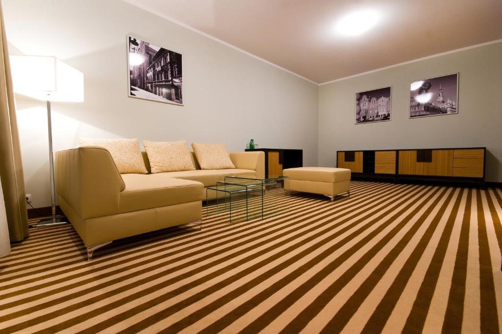 Hotel Poznanski A2 Luboń 部屋 写真